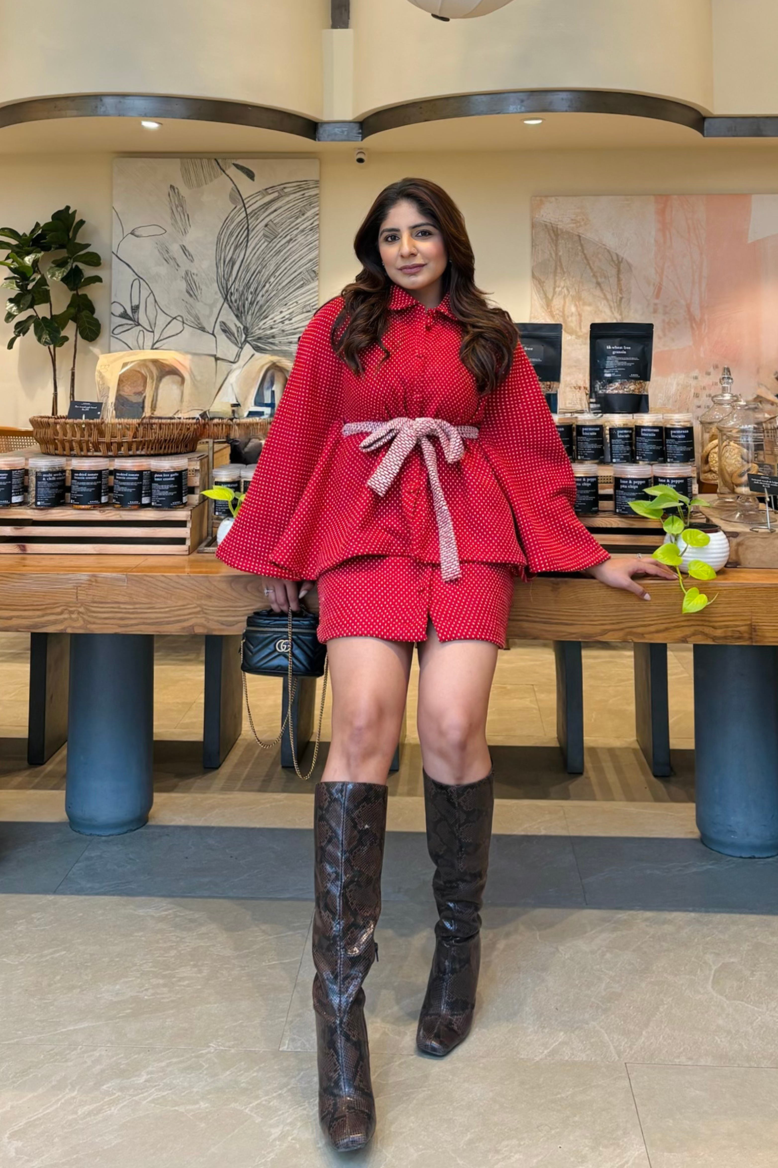 Winter wink - Cape & skirt set