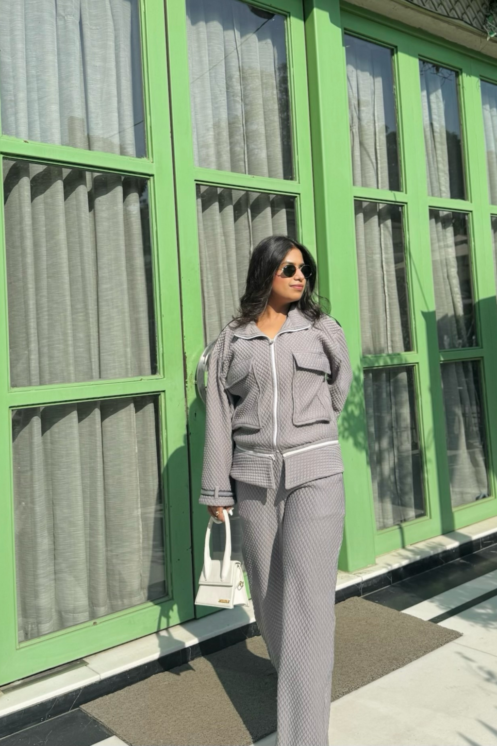 Grey quilted set with a detachable zip