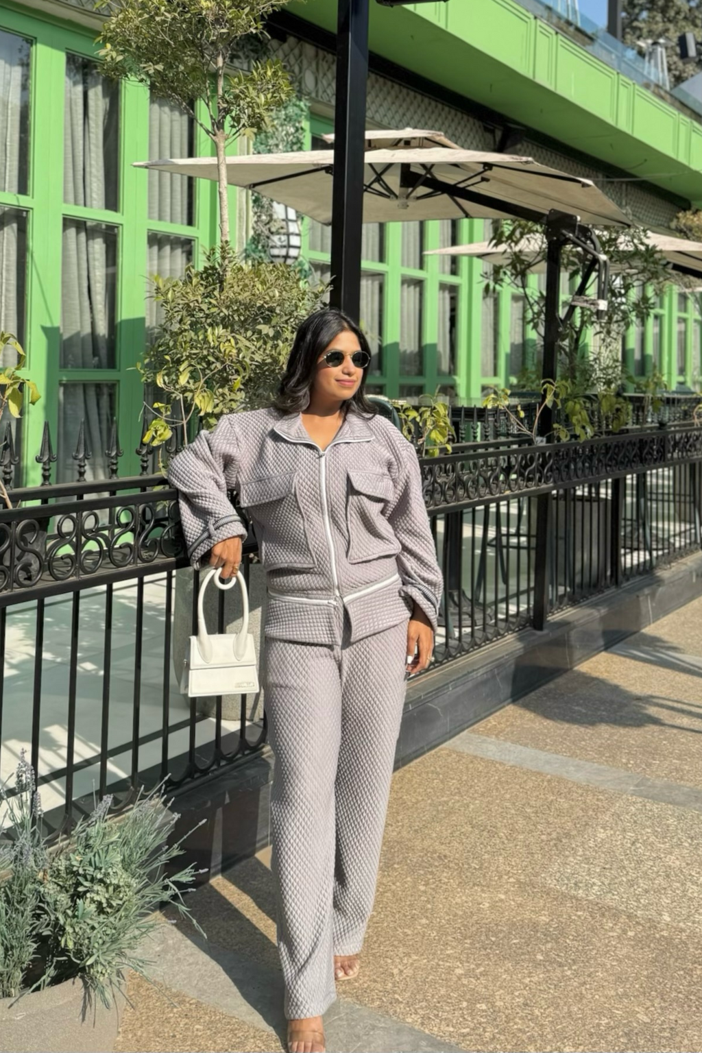 Grey quilted set with a detachable zip