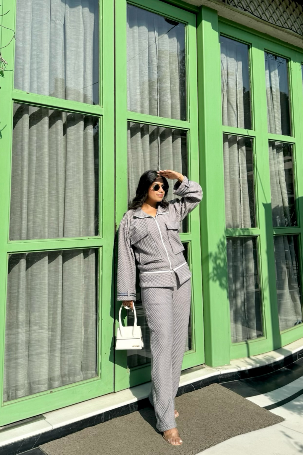 Grey quilted set with a detachable zip