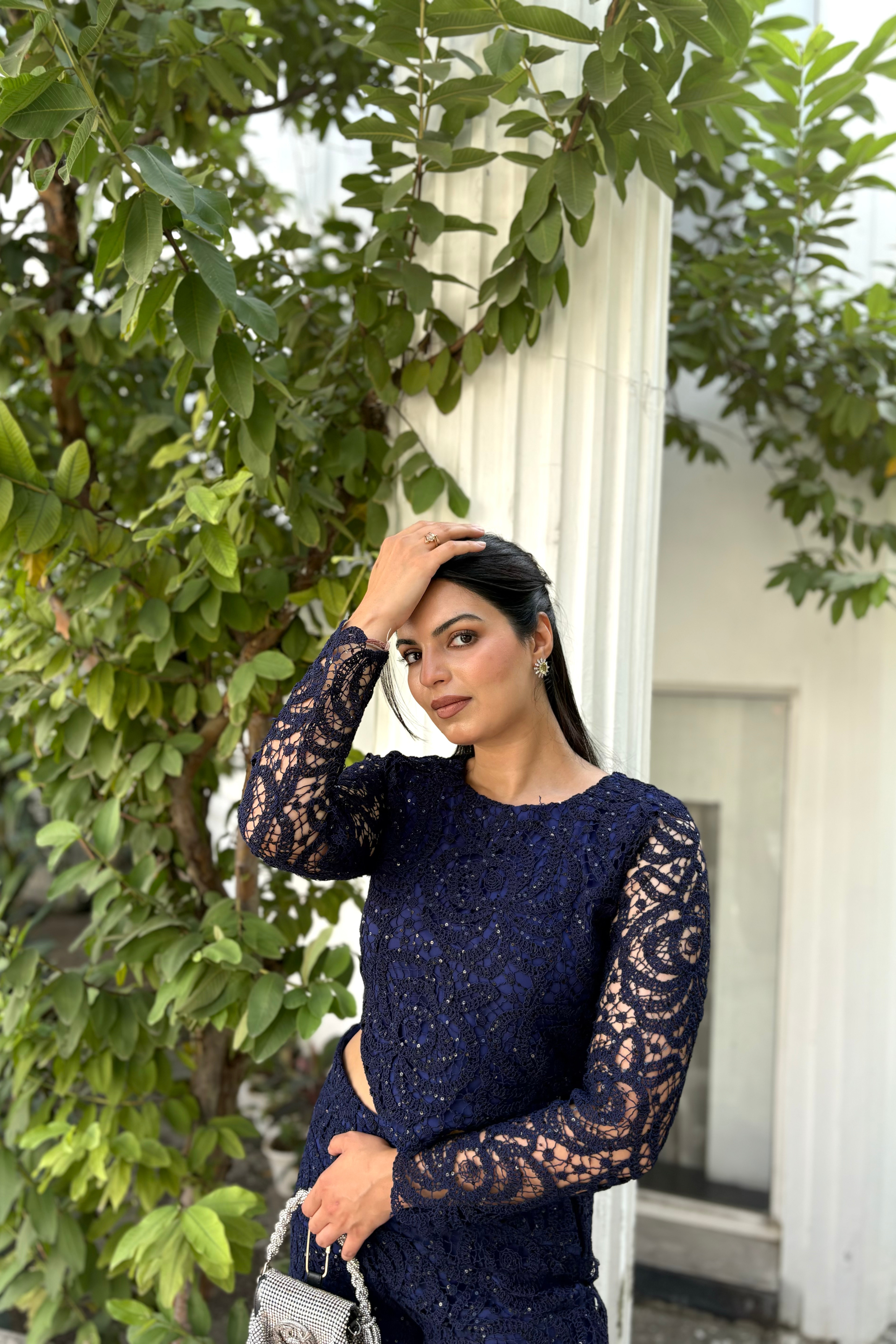 Blue lace full sleeves set