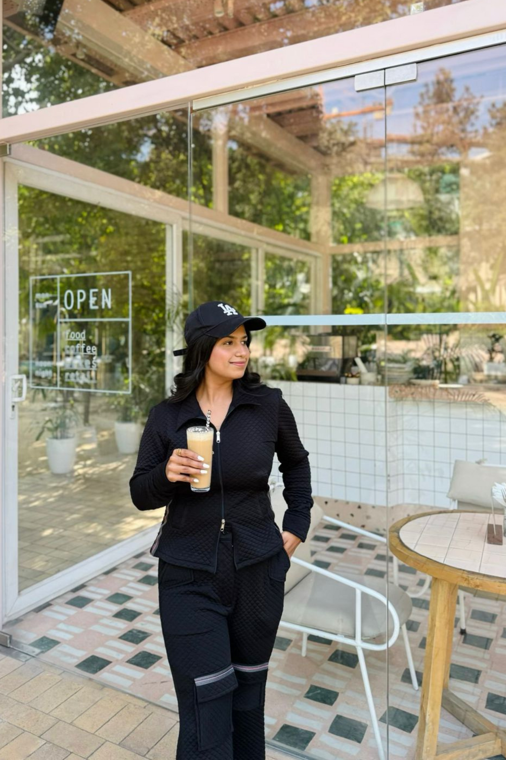 Black quilted set with double zip