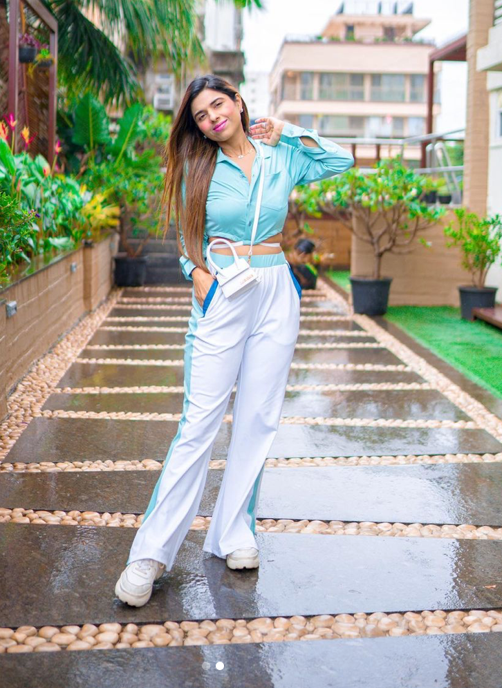 ISHNA BATRA - In our Pool Blue Set